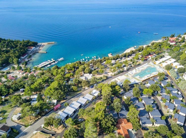 Villa Family Grand De Luxe Mobilhome Selce Dış mekan fotoğraf