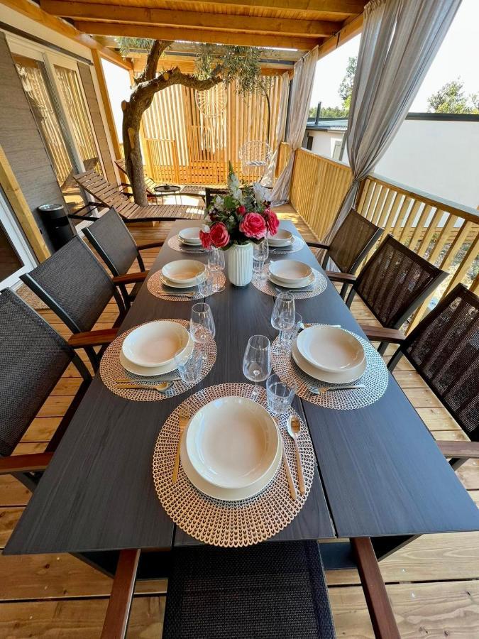 Villa Family Grand De Luxe Mobilhome Selce Dış mekan fotoğraf