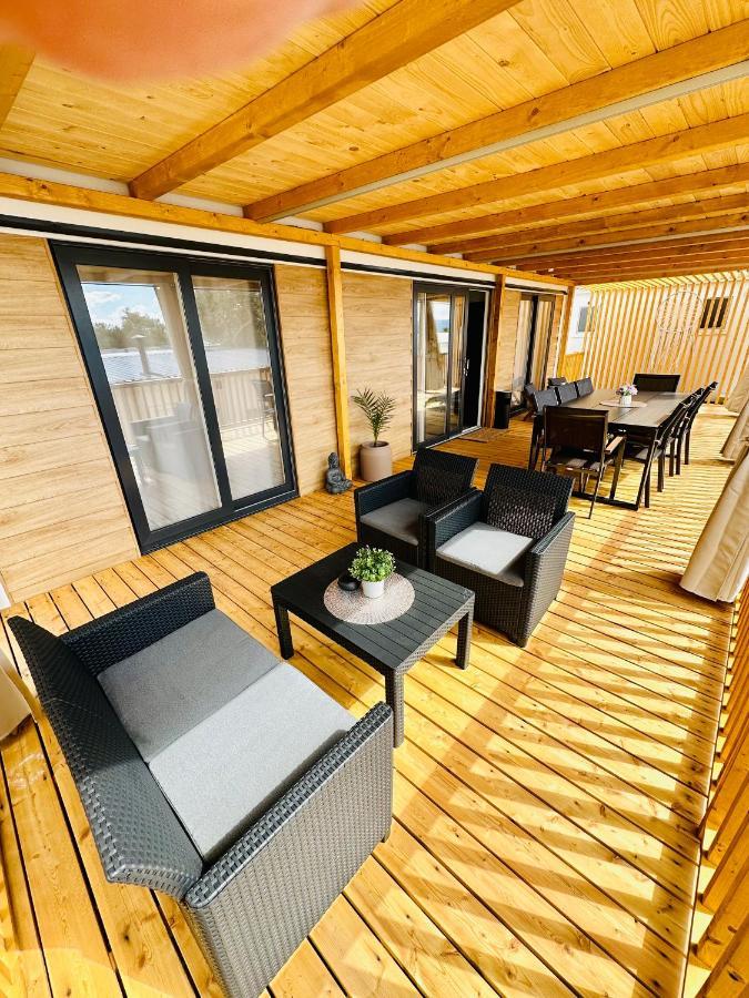 Villa Family Grand De Luxe Mobilhome Selce Dış mekan fotoğraf
