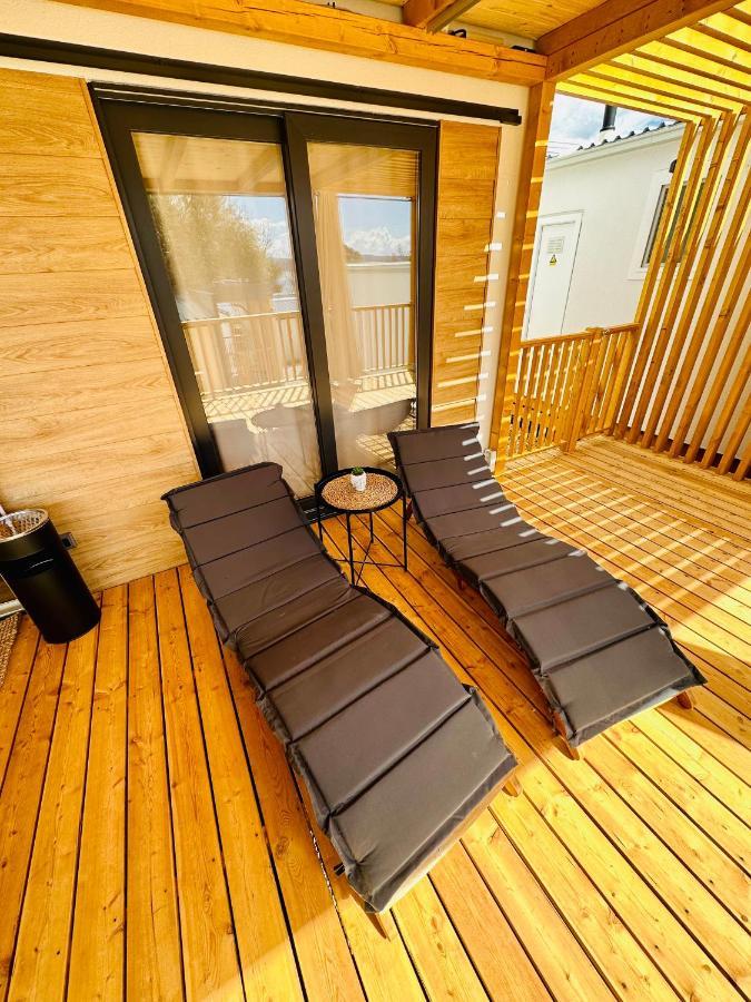 Villa Family Grand De Luxe Mobilhome Selce Dış mekan fotoğraf