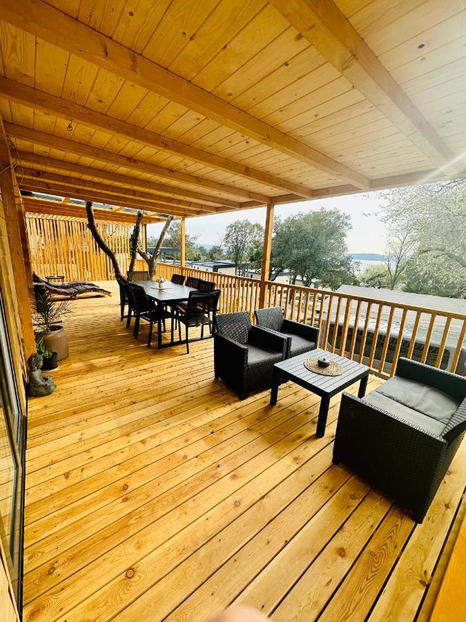 Villa Family Grand De Luxe Mobilhome Selce Dış mekan fotoğraf