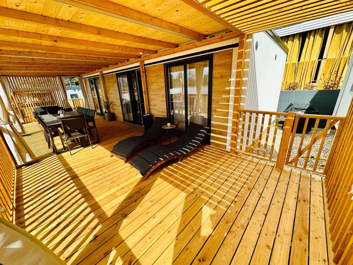 Villa Family Grand De Luxe Mobilhome Selce Dış mekan fotoğraf